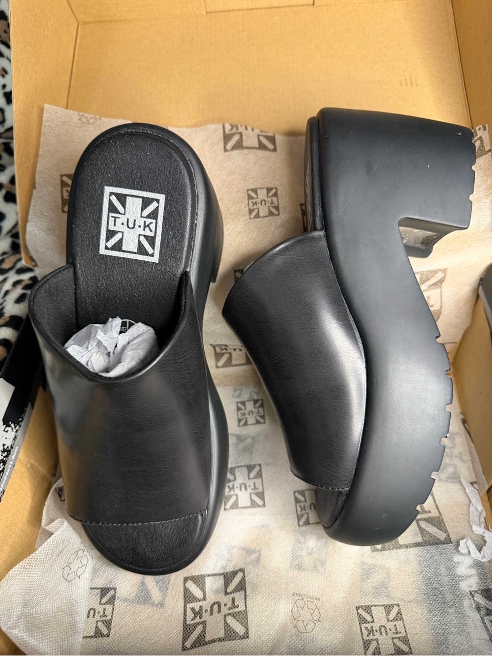 T.U.K Women’s Bubble Sandals